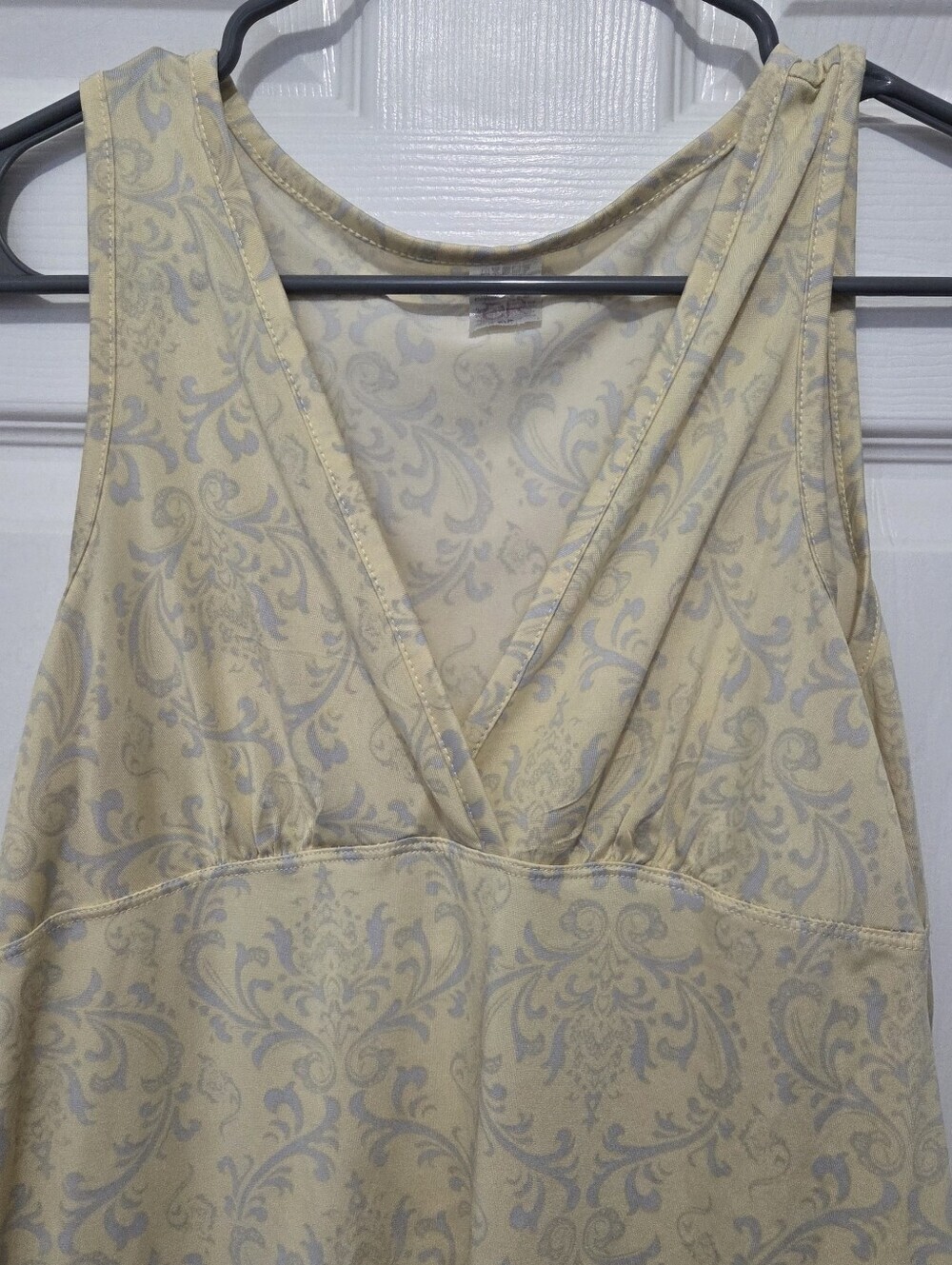 LVER Yellow Paisley Pajama Set V-neck Cami Tank & Shorts Loungewear Sz Small - Picture 3 of 14